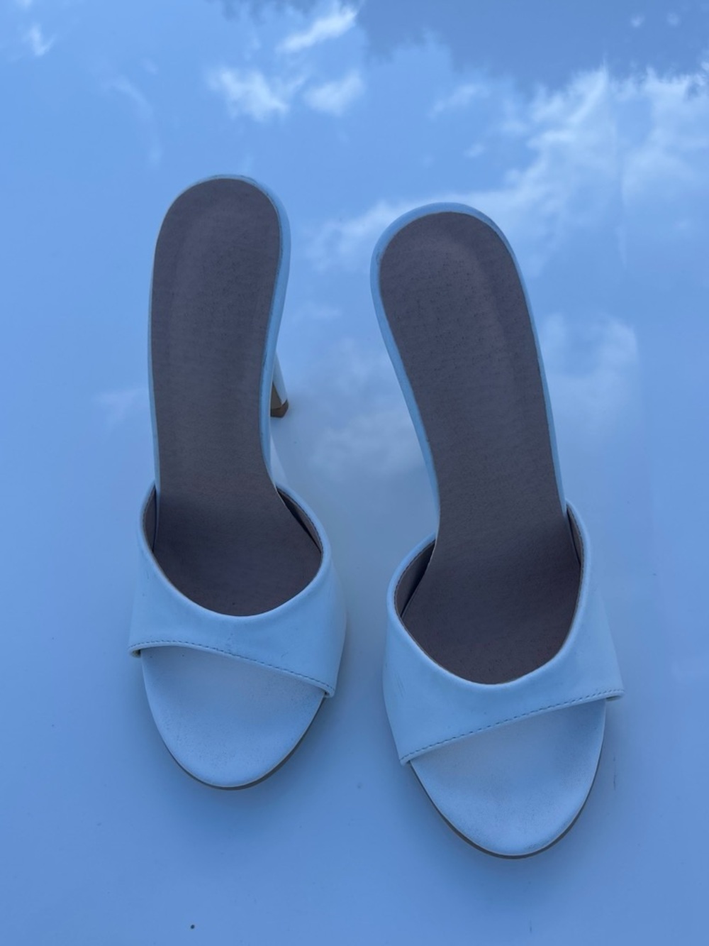 SHEIN White Open-Toe Slip-On Block Heel Mules
